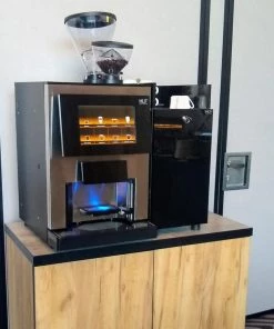 HLF Machines Commercial Super Automatic HLF 3700 Fresh Milk, Hot And Cold, The Best Foam Ever